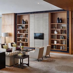 Club Twin Room